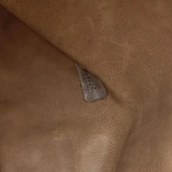 Authentic CHANEL vintage beige brown caviar bucket with pouch - Picture 9 of 13